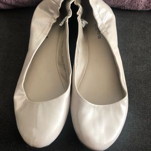 Nude patent leather flats